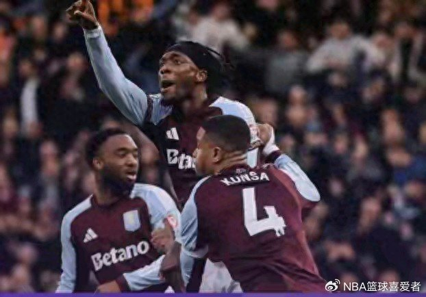 开云在线-红牌毁蓝桥，曼城偷笑！英超争冠就差这一哆嗦？|切尔西|维拉|阿斯顿维拉|纽卡斯尔|布恩迪亚_新浪体育_新浪新闻